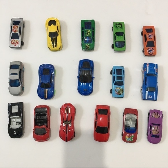 Maisto/Hot wheels Mattel Vehicles Diecast Car Lot of 16 Cars Vehicles - Picture 2 of 14